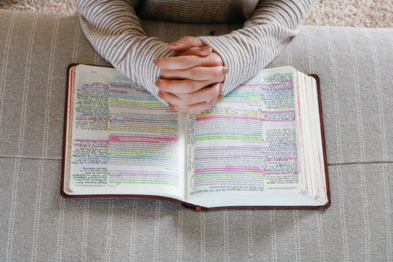 How to Pray Using the Lord’s Prayer: A Verse By Verse Breakdown